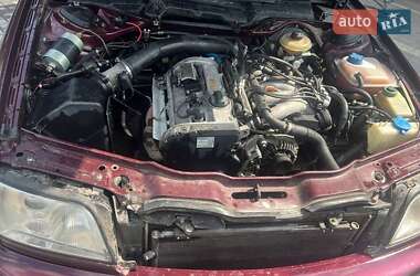 Седан Audi A6 1996 в 