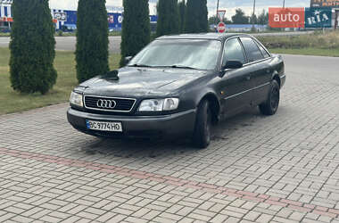 Седан Audi A6 1996 в Владимире