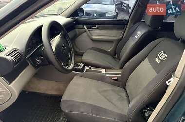 Универсал Audi A6 1996 в 