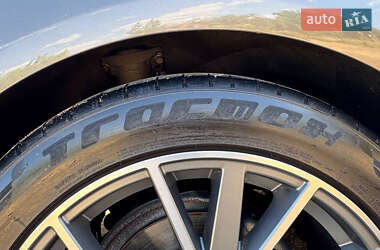 Седан Audi A6 2013 в 