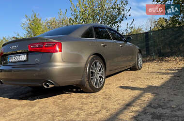 Седан Audi A6 2013 в 
