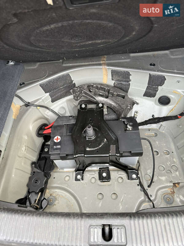 Седан Audi A6 2012 в Рівному