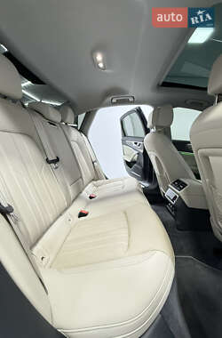 Седан Audi A6 2020 в 