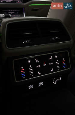 Седан Audi A6 2020 в 