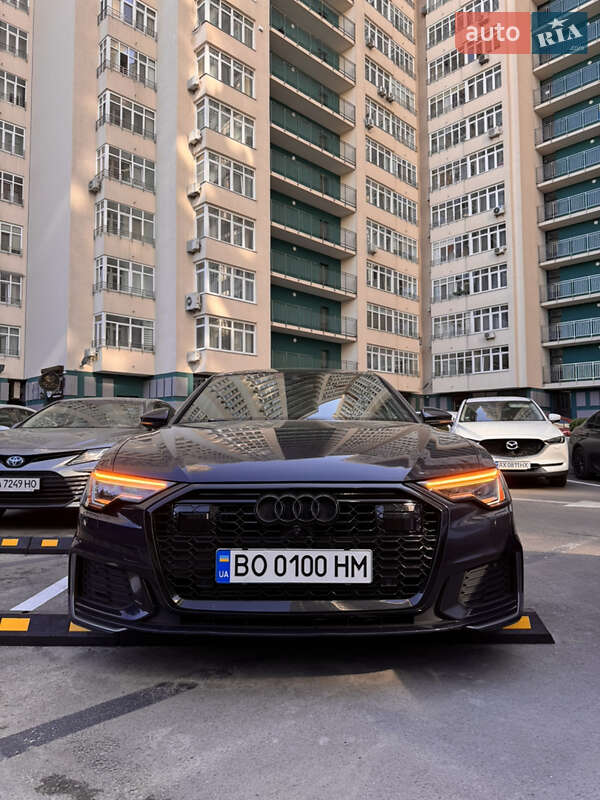 Седан Audi A6 2019 в 