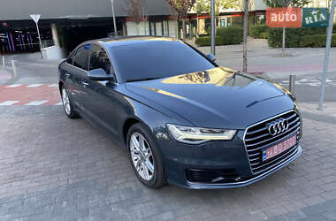 Седан Audi A6 2015 в 