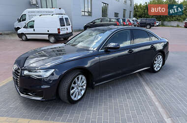 Седан Audi A6 2015 в 