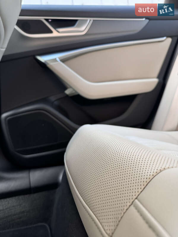 Седан Audi A6 2023 в Києві