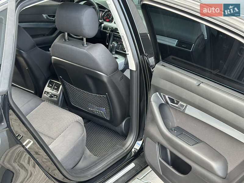 Седан Audi A6 2010 в Сарнах