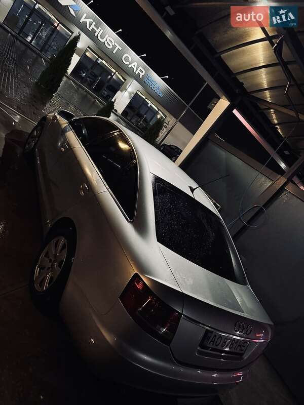 Седан Audi A6 2004 в Хусте