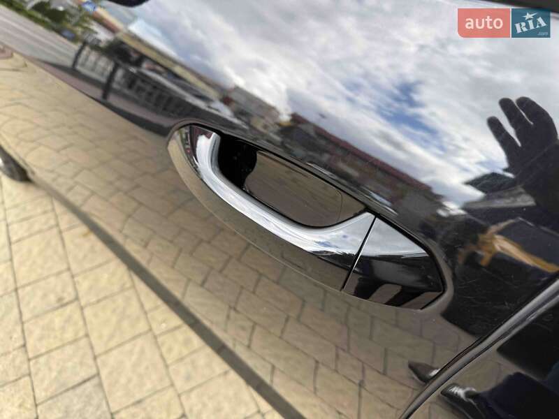 Седан Audi A6 2020 в Львове
