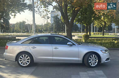Седан Audi A6 2013 в 