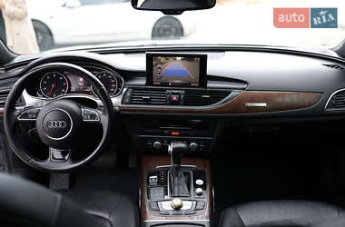 Седан Audi A6 2015 в 