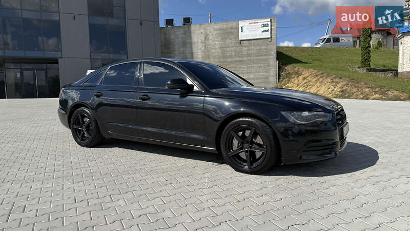 Седан Audi A6 2012 в 