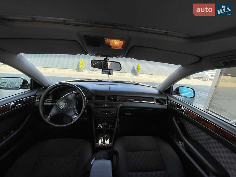 Универсал Audi A6 2001 в Берегово