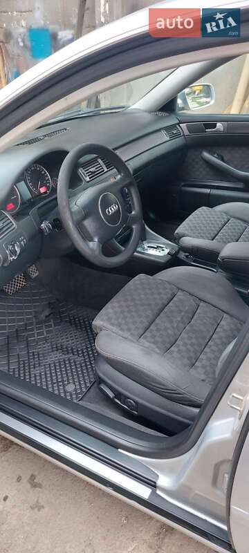 Універсал Audi A6 2004 в Сумах