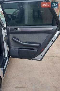Універсал Audi A6 2004 в 