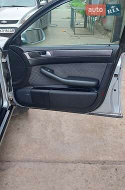 Універсал Audi A6 2004 в 