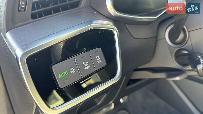 Універсал Audi A6 2019 в Львові