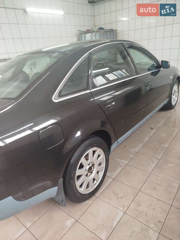 Седан Audi A6 2001 в Ладыжине