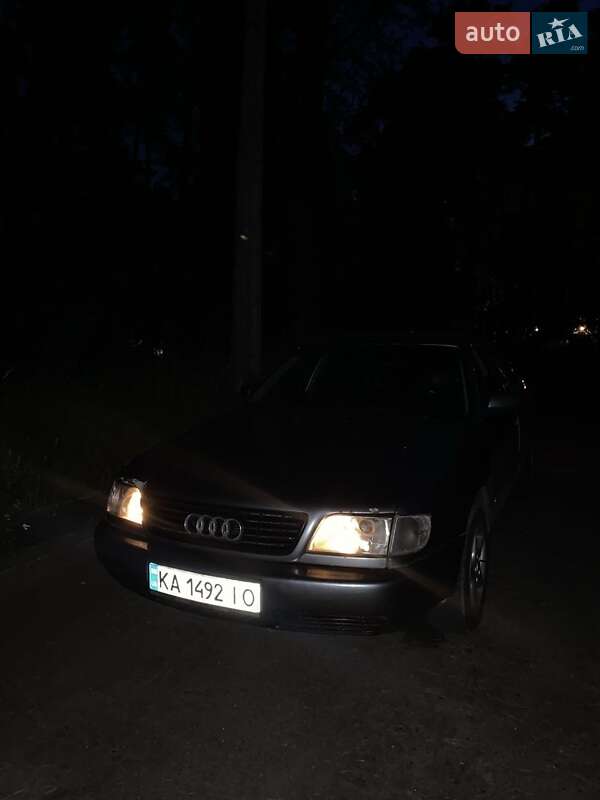 Седан Audi A6 1996 в 