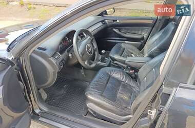 Седан Audi A6 2004 в 