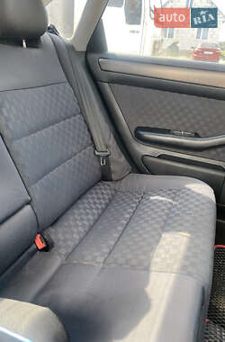 Седан Audi A6 1998 в 