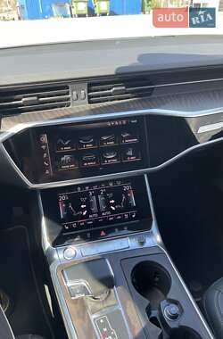 Седан Audi A6 2019 в 