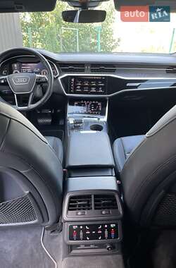 Седан Audi A6 2019 в 