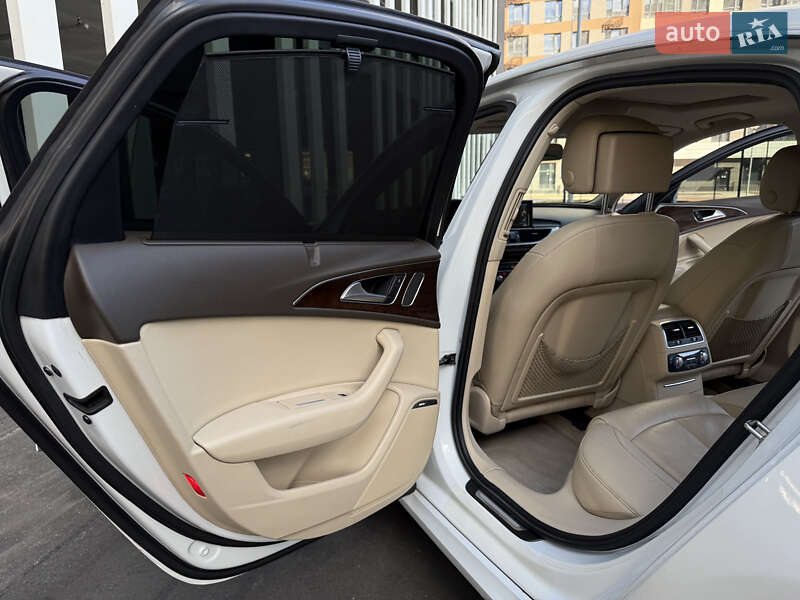 Седан Audi A6 2015 в Киеве
