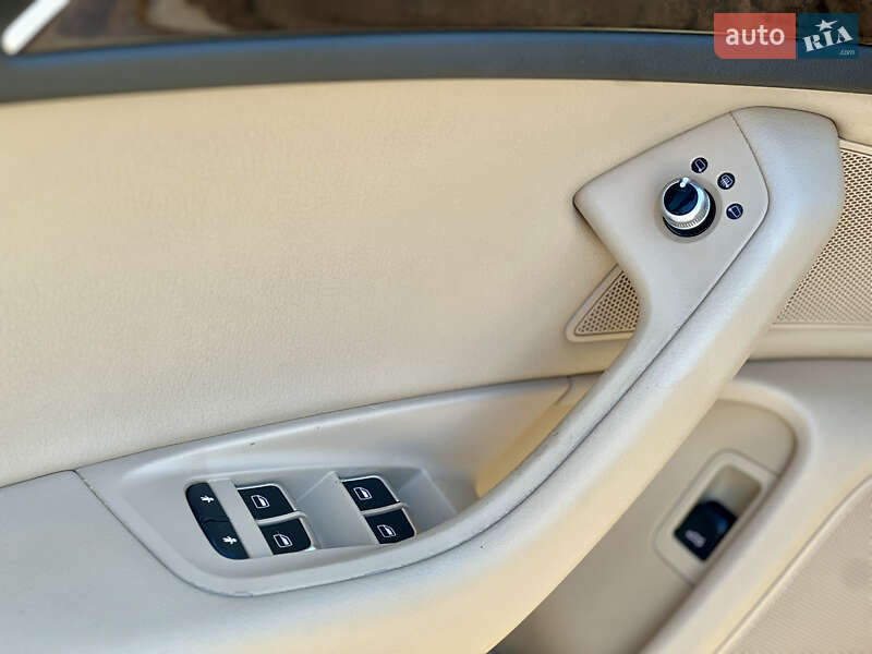 Седан Audi A6 2013 в Ровно