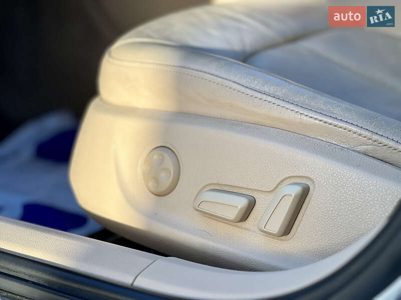 Седан Audi A6 2013 в Ровно