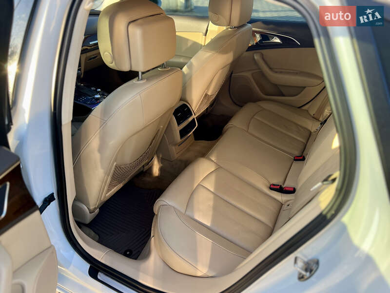 Седан Audi A6 2013 в Ровно