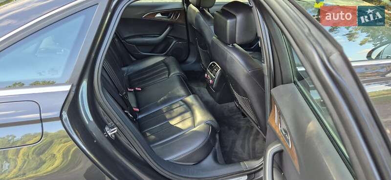 Седан Audi A6 2012 в Дубні