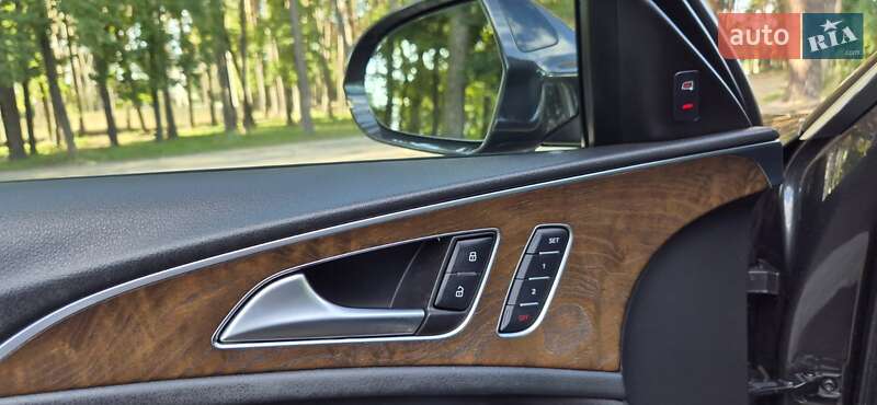 Седан Audi A6 2012 в Дубні