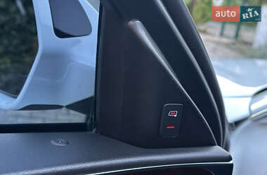 Седан Audi A6 2017 в 