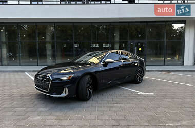 Седан Audi A6 2018 в 