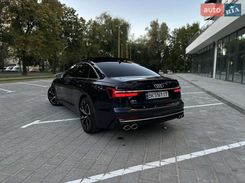 Седан Audi A6 2018 в Рівному