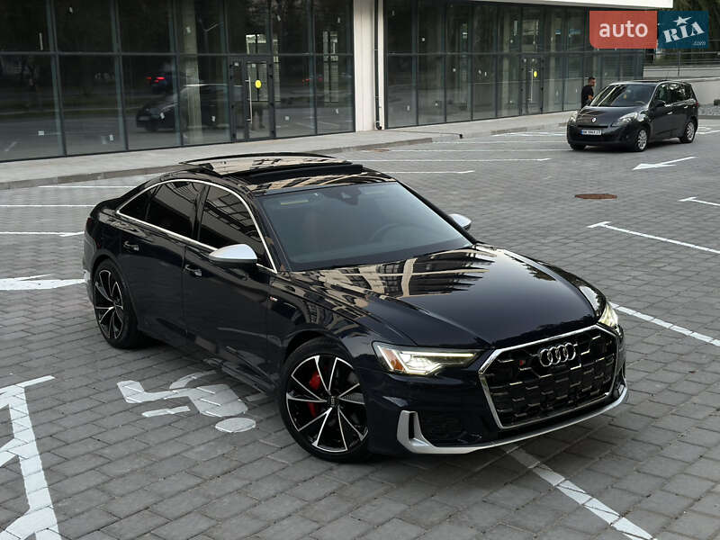 Седан Audi A6 2018 в Рівному