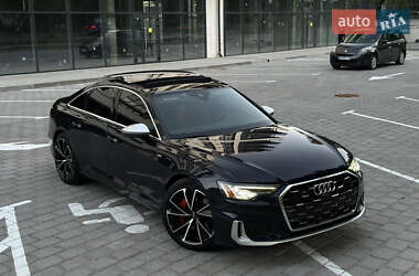 Седан Audi A6 2018 в 
