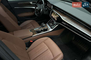 Седан Audi A6 2018 в 
