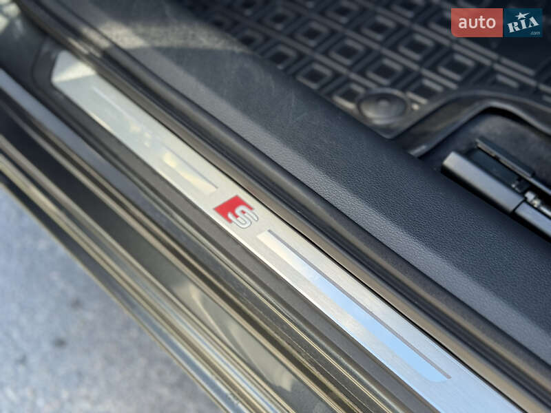 Седан Audi A6 2019 в Киеве