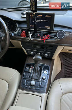 Седан Audi A6 2013 в 