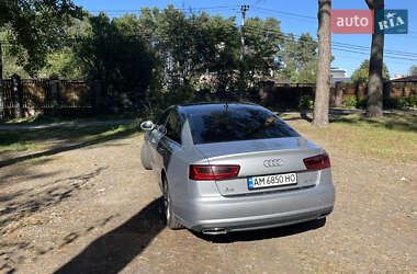 Седан Audi A6 2015 в 