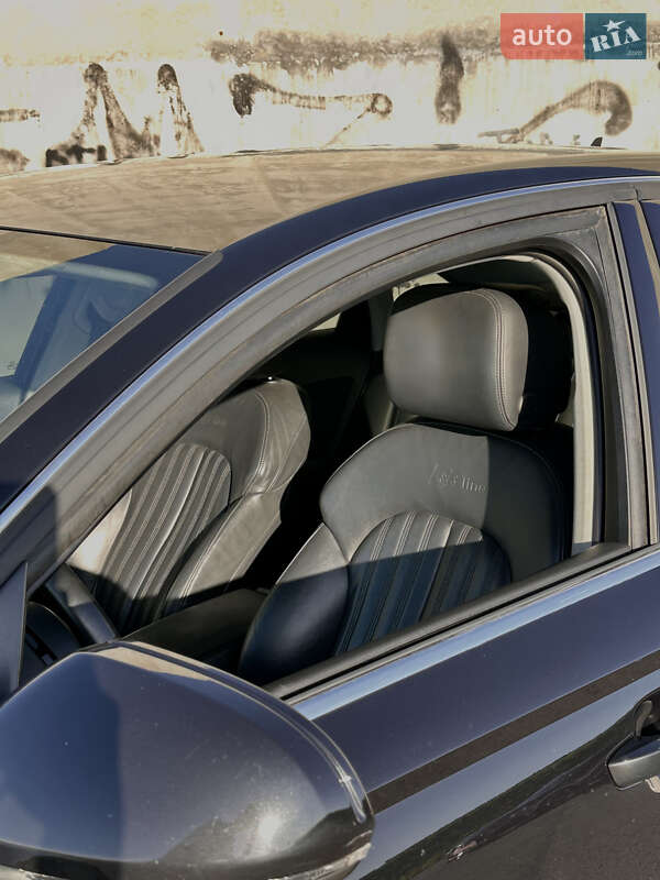 Седан Audi A6 2012 в Львове