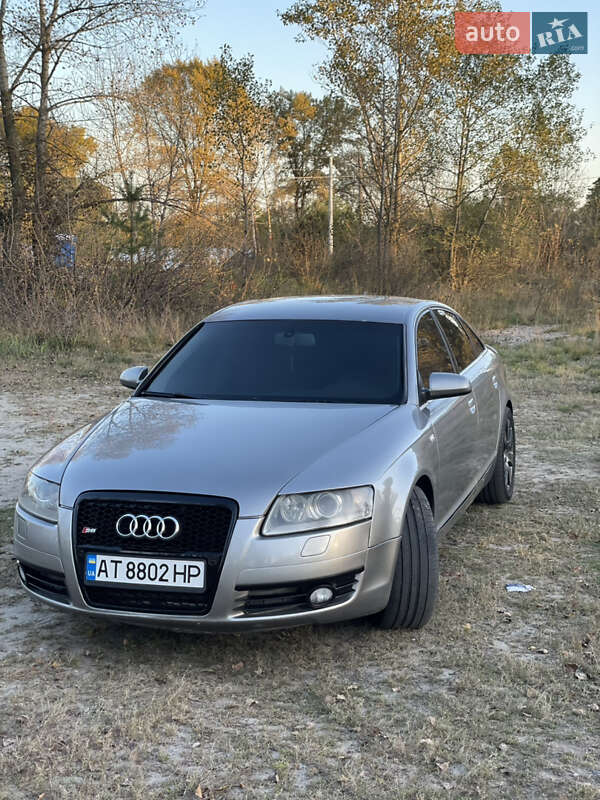 Седан Audi A6 2004 в Киеве