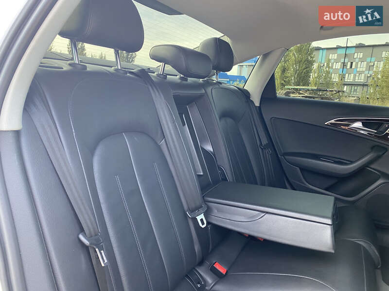 Седан Audi A6 2017 в Ровно