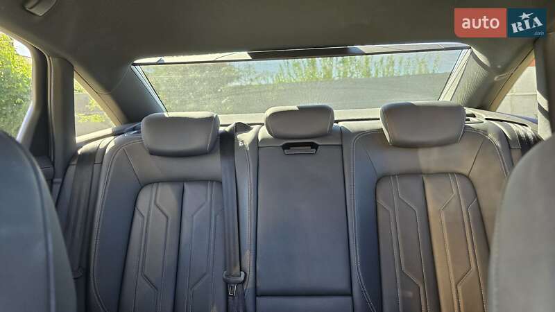 Седан Audi A6 2018 в Киеве