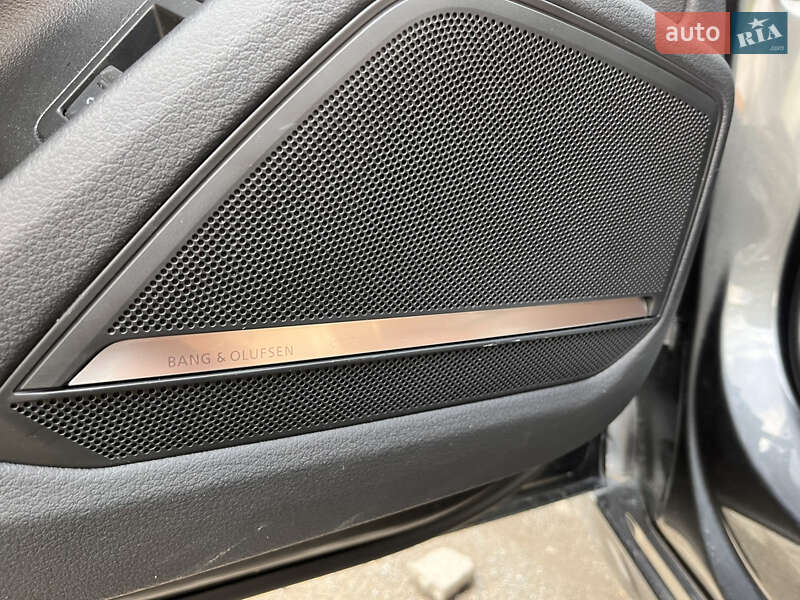 Седан Audi A6 2019 в Дунаевцах