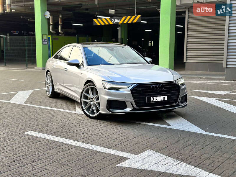 Седан Audi A6 2021 в 